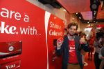 Amsterdam 14 augustus 2013
Ruud Feltkamp opent the concept store van Coca cola op de kalverstraat. Ben Saunders is ook aanwezig.
Peter Smulders bv