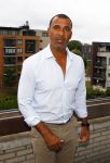 Amsterdam 1 september 2013
Ruud Gullit viert zijn 51e verjaardag thuis met zijn moeder zijn vriendin Maggie Jiminez en zijn kinderen Felicity Jermaine Joelle en Maxim