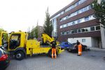 Amsterdam 19 augustus 2013
Ruud Gullit zijn porsche 911 cabrio wordt weg gesleept . Zijn auto vond stoor het appartement waar hij nu woont.
Peter Smulders bv