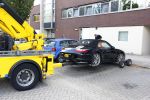 Amsterdam 19 augustus 2013
Ruud Gullit zijn porsche 911 cabrio wordt weg gesleept . Zijn auto vond stoor het appartement waar hij nu woont.
Peter Smulders bv
