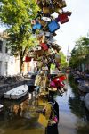 Amsterdam 27 augustus 2013
Robert ten Brink voor all you need is love op de slotjesbrug in Amsterdam.
Peter Smulders bv