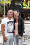 Hoorn 15 augustus 2013
Sonja Bakker met Jan Reus en alle kinderen op de kermis in Hoorn. Ook baby Bram is erbij.
Peter Smulders bv