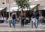 Amsterdam 14 augustus 2013
Harry Mens met zijn zwangere dochter Suze en dochter Sarah.
Peter Smulders bv
