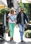 Amsterdam 17 augustus 2013
Tessa van Hoof met haar vriend op de cornelis schuytstraat.
Peter Smulders bv
