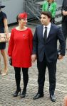 Den Haag 16 september 2014
Prinsjesdag met oa Koning Willem Alexander Koningin Maxima prinses Laurentien en prins Constantijn. Gouden Koets op het binnenhof. DEN HAAG - Zwangere Fleur Agema en haar partner en oud PVV-kamerlid Leon de Jong