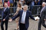 Den Haag 16 september 2014
Prinsjesdag met oa Koning Willem Alexander Koningin Maxima prinses Laurentien en prins Constantijn. Gouden Koets op het binnenhof. Henk Krol met vriend