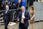 Den Haag 16 september 2014
Prinsjesdag met oa Koning Willem Alexander Koningin Maxima prinses Laurentien en prins Constantijn. Gouden Koets op het binnenhof. Henk Krol met vriend