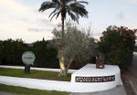 ibiza 5 september 2014
Wendy v Dijk en Erland Galjaard trouwen bij hotel Atzaro op ibiza. Sem en Lizzy v Dijk zijn natuurlijk ook aanwezig alsmede de moeder van Wendy de ouders van Erland en rest van de familie.