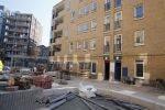 Amsterdam 17 september 2014
Nieuwe huis van Kristel de ex van Lodewijk Hoekstra waar zij met hun kinderen gaat wonen.