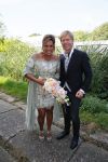 Amstelveen 15 september 2014
Patty Brard en Antoine van de Vijver trouwen bij restaurant aan de Poel in Amstelveen. Ze kwamen er met een boot aanvaren.