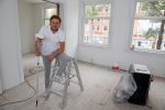 Amsterdam 11 september 2014
Wesly Bronkhorst in zijn nieuwe appartement.