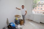 Amsterdam 11 september 2014
Wesly Bronkhorst in zijn nieuwe appartement.