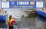 Amsterdam 6 september 2015
ALS Amsterdam City Swim in de grachten van Amsterdam met veel bekende nederlanders.