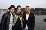 Amsterdam 19 augustus 2015 
Div bn ers eten bij restaurant op brug bij sail. Buddy Jarie Robin Martens en Everon Jackson Hooi