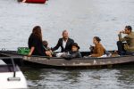 Amsterdam 19 augustus 2015 Div bn ers eten bij restaurant op brug bij sail. Buddy Jarie Robin Martens en Everon Jackson Hooi
