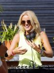 Loosdrecht 29 augustus 2015
Aftrap Ruby & Rose sms actie op de berjaardag van Anouk Smulders bij Najade in Loosdrecht.