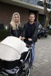 Amsterdam 1 september 2015 
Daniel v Zweden en zijn vriendin Stevie achter de kinderwagen met daarin zoontje Rasphael