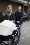 Amsterdam 1 september 2015 
Daniel v Zweden en zijn vriendin Stevie achter de kinderwagen met daarin zoontje Rasphael
