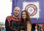 Beverwijk 13 september 2015
Dean Saunders heeft een nieuwe tatooshop geopend op de beverwijkse bazaar. Zijn broer Ben en vader Dean Sr werken er ook. Dean met zijn nieuwe vriendin Dana