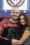Beverwijk 13 september 2015
Dean Saunders heeft een nieuwe tatooshop geopend op de beverwijkse bazaar. Zijn broer Ben en vader Dean Sr werken er ook. Dean met zijn nieuwe vriendin Dana