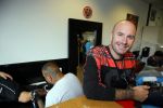 Beverwijk 13 september 2015
Dean Saunders heeft een nieuwe tatooshop geopend op de beverwijkse bazaar. Zijn broer Ben en vader Dean Sr werken er ook.