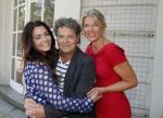 Amsterdam 20 augustus 2015
Winterpresentatie SBS6 in artis. Kim Lian v d Meij Dirk Zeelenberg  en Sandra Ysbrandy