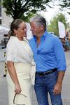 Amsterdam 21 augustus 2015 
Dries en Honoria Roelvink gaan in de nieuwe blushing van Gordon in Amsterdam een koffie drinken.
Dries en Honoria zijn binnenkort 5 jaar getrouwd