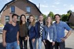 Zoelen 2 september 2015Het team van het RTL4-programma Eigen Huis & Tuin, bestaande uit Thomas Verhoef, Evelyn Struik, Froukje de Both, Tom Groot, Martine Both en Lodewijk Hoekstra.