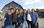 Zoelen 2 september 2015Het team van het RTL4-programma Eigen Huis & Tuin, bestaande uit Thomas Verhoef, Evelyn Struik, Froukje de Both, Tom Groot, Martine Both en Lodewijk Hoekstra.