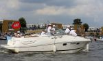 Amsterdam 19 augustus 2015
Milika Peterzon en Jurgen Smit met vrienden op de boot tijdens Sail 2015