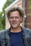 Amsterdam 19 augustus 2015 
Presentatie Expeditie Robinson deelnemers bij de westergasfabriek.. Sharon Doorson, Tim Douwsma, Marian Mudder, Teske de Schepper, Oscar Aerts, Sander Janson, Amara Onwuka, Elle Bandita, Kim Lammers, Kees van der Spek, Wietze de Jager, Klaas van der Eerden, Danny Ghosen, Sandra van Nieuwland, Anna Speller en Jaap Jongbloed met presentatoren Nicolette Kluijver en Dennis Weening