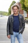 Amsterdam 19 augustus 2015 
Presentatie Expeditie Robinson deelnemers bij de westergasfabriek.. Sharon Doorson, Tim Douwsma, Marian Mudder, Teske de Schepper, Oscar Aerts, Sander Janson, Amara Onwuka, Elle Bandita, Kim Lammers, Kees van der Spek, Wietze de Jager, Klaas van der Eerden, Danny Ghosen, Sandra van Nieuwland, Anna Speller en Jaap Jongbloed met presentatoren Nicolette Kluijver en Dennis Weening