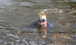 Amsterdam 6 september 2015
ALS Amsterdam City Swim in de grachten van Amsterdam met veel bekende nederlanders.
Maarten v d Weijden