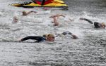 Amsterdam 6 september 2015
ALS Amsterdam City Swim in de grachten van Amsterdam met veel bekende nederlanders.
Maarten v d Weijden