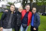 Amsterdam 6 september 2015
ALS Amsterdam City Swim in de grachten van Amsterdam met veel bekende nederlanders.
Mariska Bauer met Frans en zonen Christiaan en Jan
