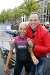 Amsterdam 6 september 2015
ALS Amsterdam City Swim in de grachten van Amsterdam met veel bekende nederlanders.
Mariska Bauer met Frans en zonen Christiaan en Jan
