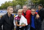 Amsterdam 6 september 2015
ALS Amsterdam City Swim in de grachten van Amsterdam met veel bekende nederlanders.
Mariska Bauer met Frans en zonen Christiaan en Jan
