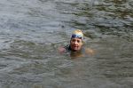 Amsterdam 6 september 2015
ALS Amsterdam City Swim in de grachten van Amsterdam met veel bekende nederlanders.
Mariska Hulscher kwam met vriend Toon en zijn kinderen