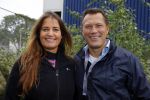 Amsterdam 6 september 2015
ALS Amsterdam City Swim in de grachten van Amsterdam met veel bekende nederlanders.
Mariska Hulscher kwam met vriend Toon en zijn kinderen