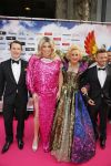 Amsterdam 29 juni 2015
Rainbow awards in Tuschinski.
Mayday en Karin Bloemen