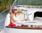 Nigtevecht 13 augustus 2015
Jurgen Smit en Milika Peterzon varen met hun boot en hond op de vecht.