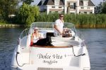 Nigtevecht 13 augustus 2015
Jurgen Smit en Milika Peterzon varen met hun boot en hond op de vecht.