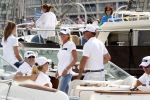 Amsterdam 19 augustus 2015
Milika Peterzon en Jurgen Smit met vrienden op de boot tijdens Sail 2015