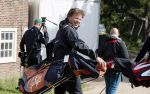 Zandvoort 5 september 2015
 
Op zaterdag 5 september zal traditiegetrouw de Charity Challenge van het KLM Open plaatsvinden op de Kennemer G&CC. Bekende Nederlanders spelen met genodigden van partners en sponsoren van het KLM Open voor het goede doel, UNICEF. Onder de deelnemende BNâ€™ers bevinden zich Jeroen Rietbergen, Bryan Roy, Daan Slooter, , Winston Gerschtanowitz Ties Kruize, Willem van Hanegem, Elsemieke Havenga, Ferry Maat, Jan Lammers, Toine van Peperstraten,Peter Paul Muller,  Ed de Goey, Floris Jan Bovelander en Willy van de Kerkhof en Nicolien Sauerbrei