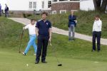 Zandvoort 5 september 2015
 
Op zaterdag 5 september zal traditiegetrouw de Charity Challenge van het KLM Open plaatsvinden op de Kennemer G&CC. Bekende Nederlanders spelen met genodigden van partners en sponsoren van het KLM Open voor het goede doel, UNICEF. Onder de deelnemende BNâ€™ers bevinden zich Jeroen Rietbergen, Bryan Roy, Daan Slooter, , Winston Gerschtanowitz Ties Kruize, Willem van Hanegem, Elsemieke Havenga, Ferry Maat, Jan Lammers, Toine van Peperstraten,Peter Paul Muller,  Ed de Goey, Floris Jan Bovelander en Willy van de Kerkhof en Nicolien Sauerbrei