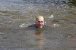 Amsterdam 6 september 2015
ALS Amsterdam City Swim in de grachten van Amsterdam met veel bekende nederlanders.
Pieter v d Hoogenband kwam samen met zijn vriendin Marie Jose Crooijmans