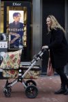 Amsterdam 7 september 2015
Regina Romeijn achter de kinderwagen
