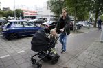 Amsterdam 1 september 2015 
Ronald de Boer met dochter achter de kinderwagen