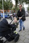 Amsterdam 1 september 2015 
Ronald de Boer met dochter achter de kinderwagen