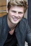 Amsterdam 19 augustus 2015 
Presentatie Expeditie Robinson deelnemers bij de westergasfabriek.. Sharon Doorson, Tim Douwsma, Marian Mudder, Teske de Schepper, Oscar Aerts, Sander Janson, Amara Onwuka, Elle Bandita, Kim Lammers, Kees van der Spek, Wietze de Jager, Klaas van der Eerden, Danny Ghosen, Sandra van Nieuwland, Anna Speller en Jaap Jongbloed met presentatoren Nicolette Kluijver en Dennis Weening